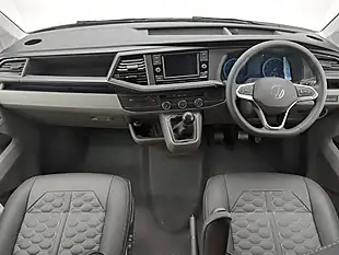Used 2023 Volkswagen Transporter T28 Crowther Topline Candy White - Interior and Exterior details 14