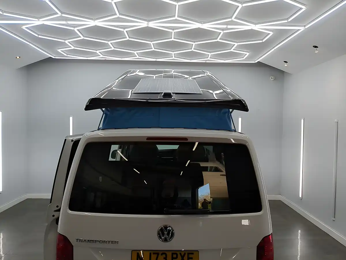 Used 2023 Volkswagen Transporter T28 Crowther Topline Candy White - Interior and Exterior details 7
