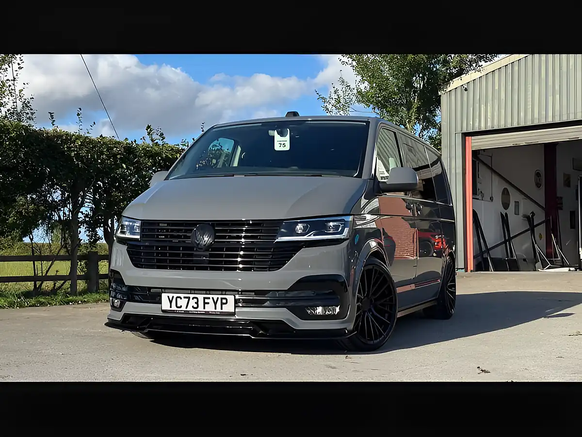 Used 2023 Volkswagen Transporter T30 Highline Grey - Interior and Exterior details 11