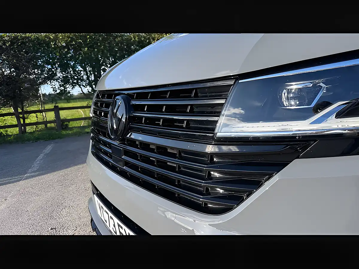 Used 2023 Volkswagen Transporter T30 Highline Grey - Interior and Exterior details 12