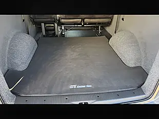 Used 2023 Volkswagen Transporter T30 Highline Grey - Interior and Exterior details 18