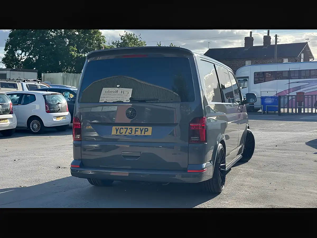 Used 2023 Volkswagen Transporter T30 Highline Grey - Interior and Exterior details 9