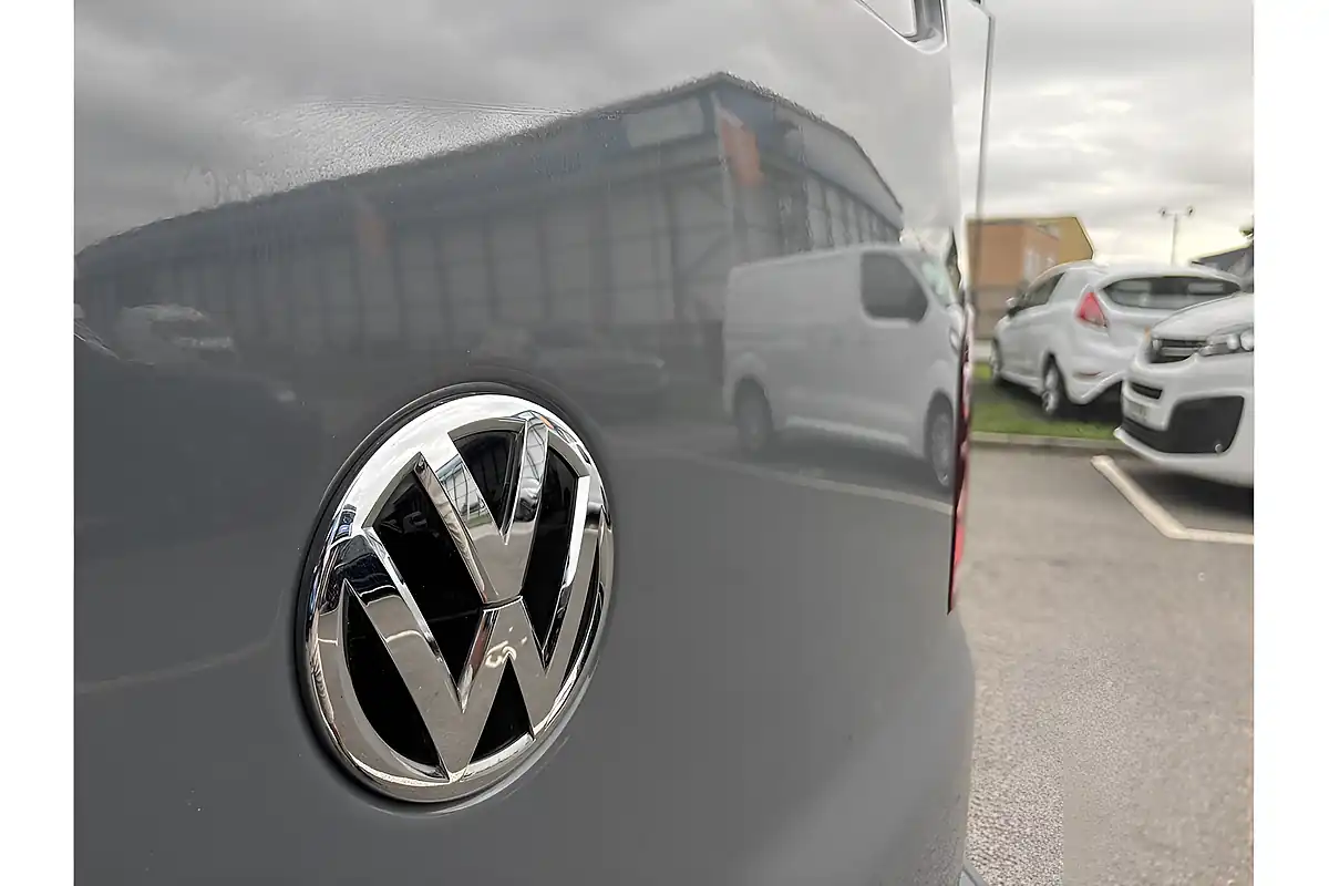 Used 2023 Volkswagen Transporter T30 Highline Lwb Grey - Interior and Exterior details 4