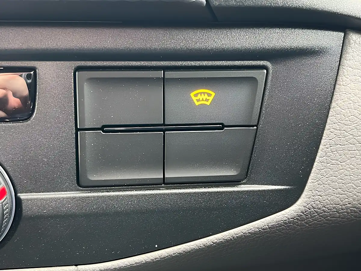 Used 2023 Volkswagen Transporter T32 Highline Grey - Interior and Exterior details 12