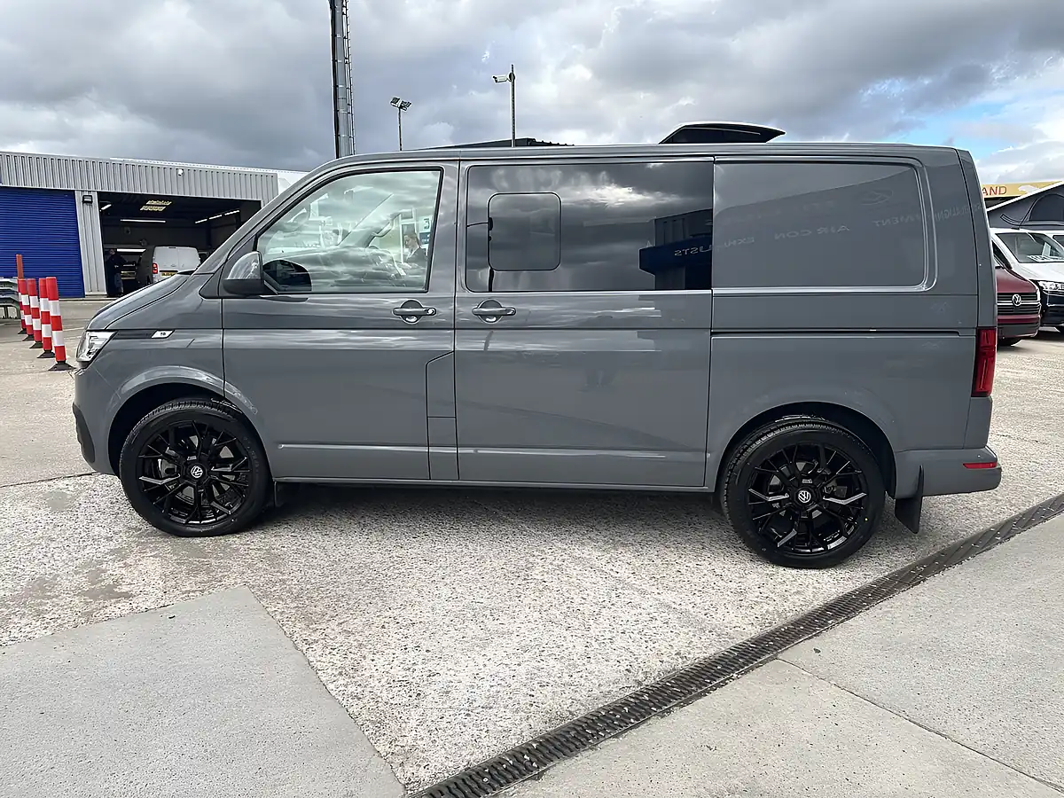 Used 2023 Volkswagen Transporter T32 Highline Grey - Interior and Exterior details 6