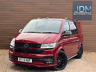 Used 2023 Volkswagen Transporter T32 Highline Red - Interior and Exterior details 10