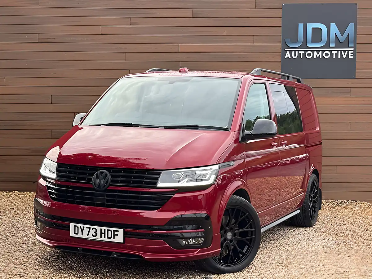 Used 2023 Volkswagen Transporter T32 Highline Red - Interior and Exterior details 10