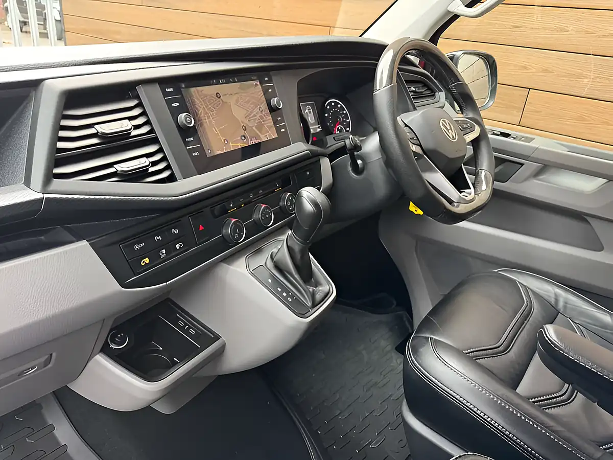 Used 2023 Volkswagen Transporter T32 Highline Red - Interior and Exterior details 20