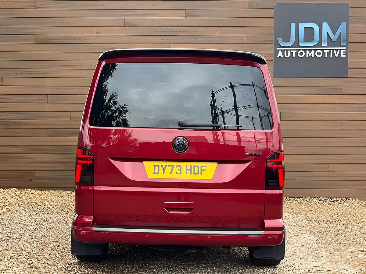 Used 2023 Volkswagen Transporter T32 Highline Red - Interior and Exterior details 4