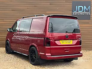 Used 2023 Volkswagen Transporter T32 Highline Red - Interior and Exterior details 9