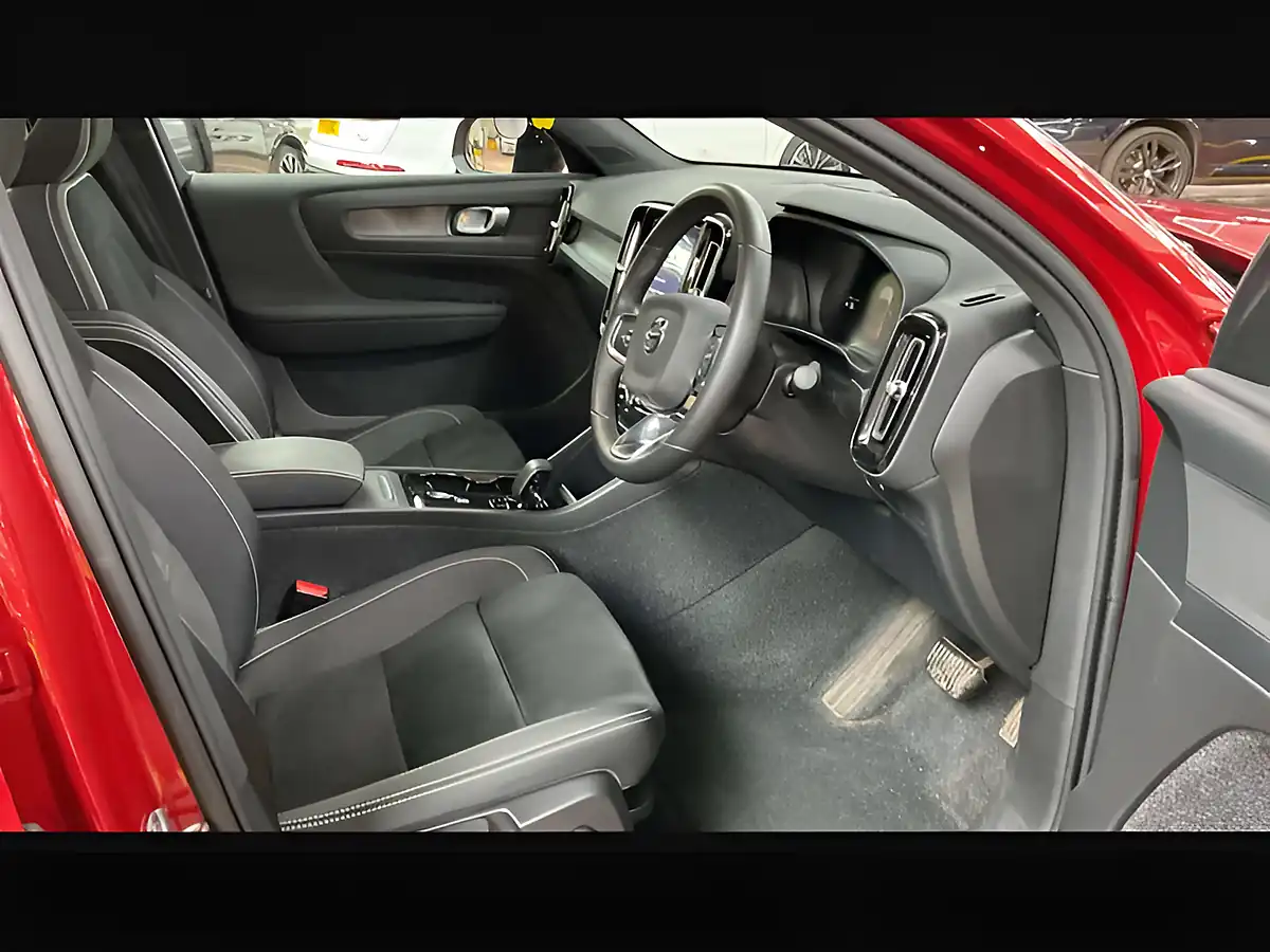 Used 2023 Volvo C40 Core Fusion Red - Interior and Exterior details 10