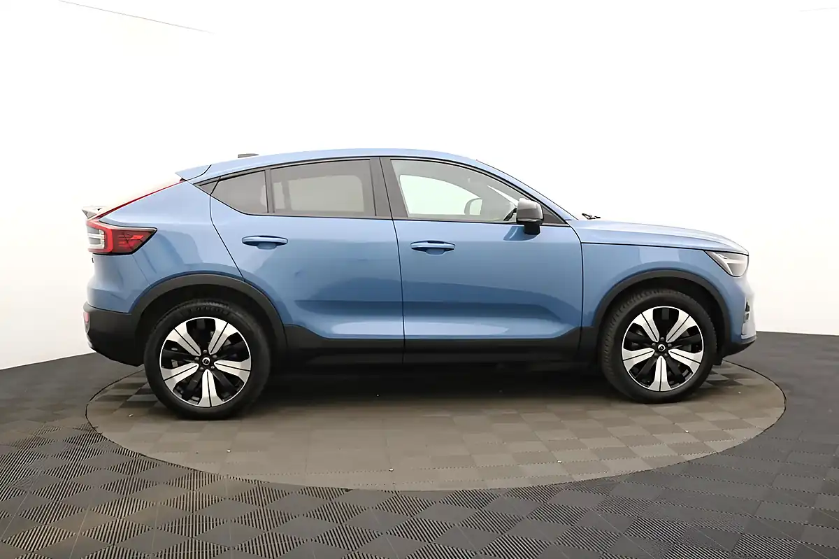 Used 2023 Volvo C40 Plus Fjord Blue - Interior and Exterior details 2
