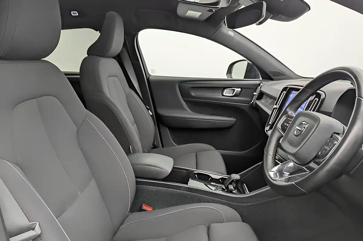 Used 2023 Volvo C40 Plus Fjord Blue - Interior and Exterior details 3