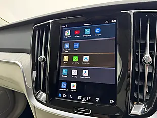 Used 2023 Volvo V60 Plus Silver - Interior and Exterior details 9