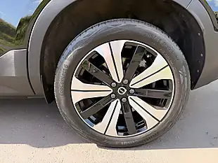Used 2023 Volvo XC40 Core Black - Interior and Exterior details 14