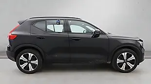 Used 2023 Volvo XC40 Plus Black - Interior and Exterior details 5