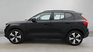 Used 2023 Volvo XC40 Plus Black - Interior and Exterior details 6