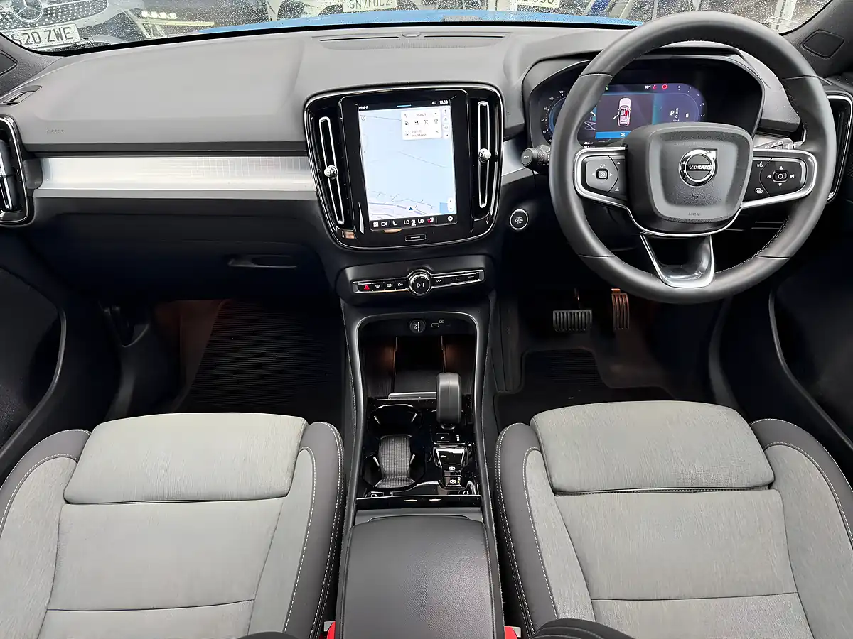 Used 2023 Volvo XC40 Plus Dark Blue - Interior and Exterior details 7