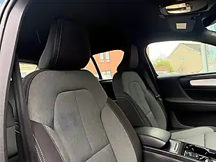 Used 2023 Volvo XC40 Plus Dark Blue - Interior and Exterior details 8
