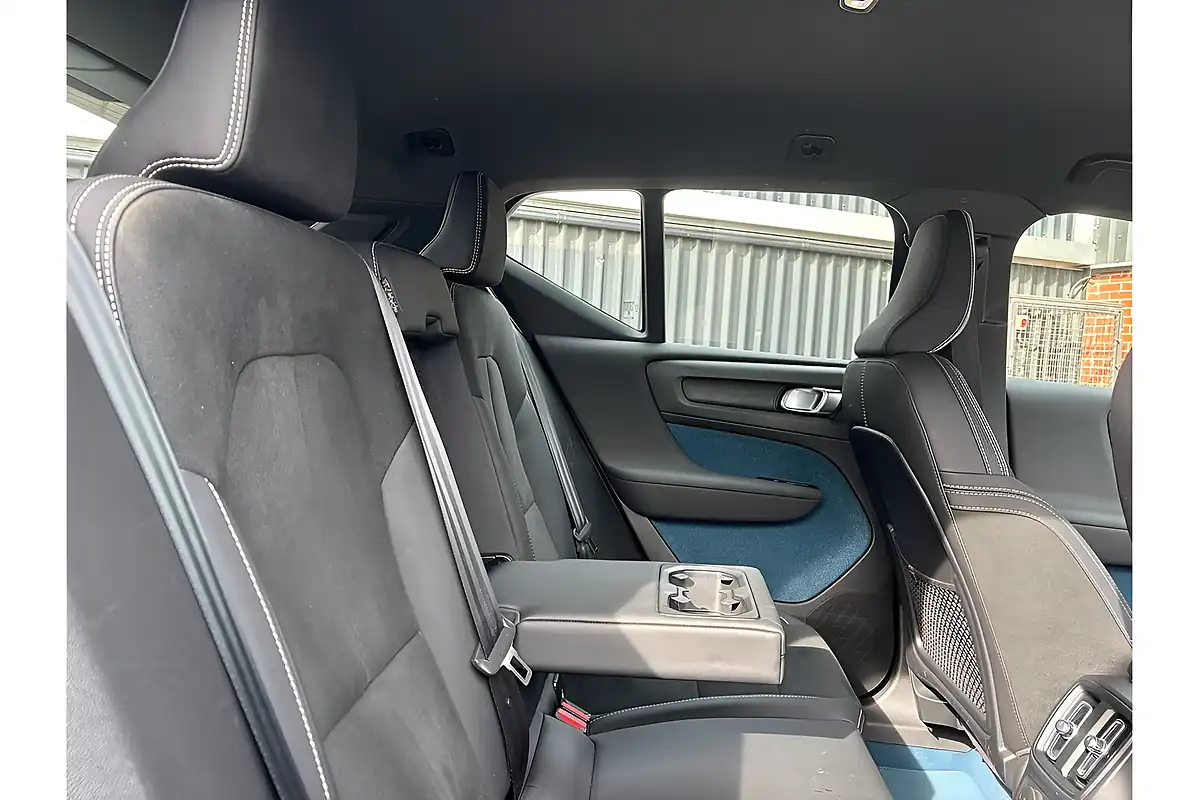 Used 2023 Volvo XC40 Plus Dark Fjord Blue - Interior and Exterior details 13