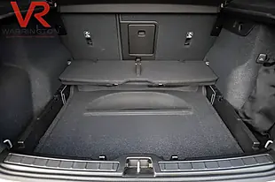 Used 2023 Volvo XC40 Plus Dark Silver Dawn - Interior and Exterior details 13