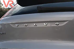Used 2023 Volvo XC40 Plus Dark Silver Dawn - Interior and Exterior details 6