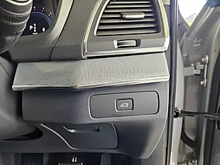 Used 2023 Volvo XC90 Core Silver Dawn - Interior and Exterior details 11