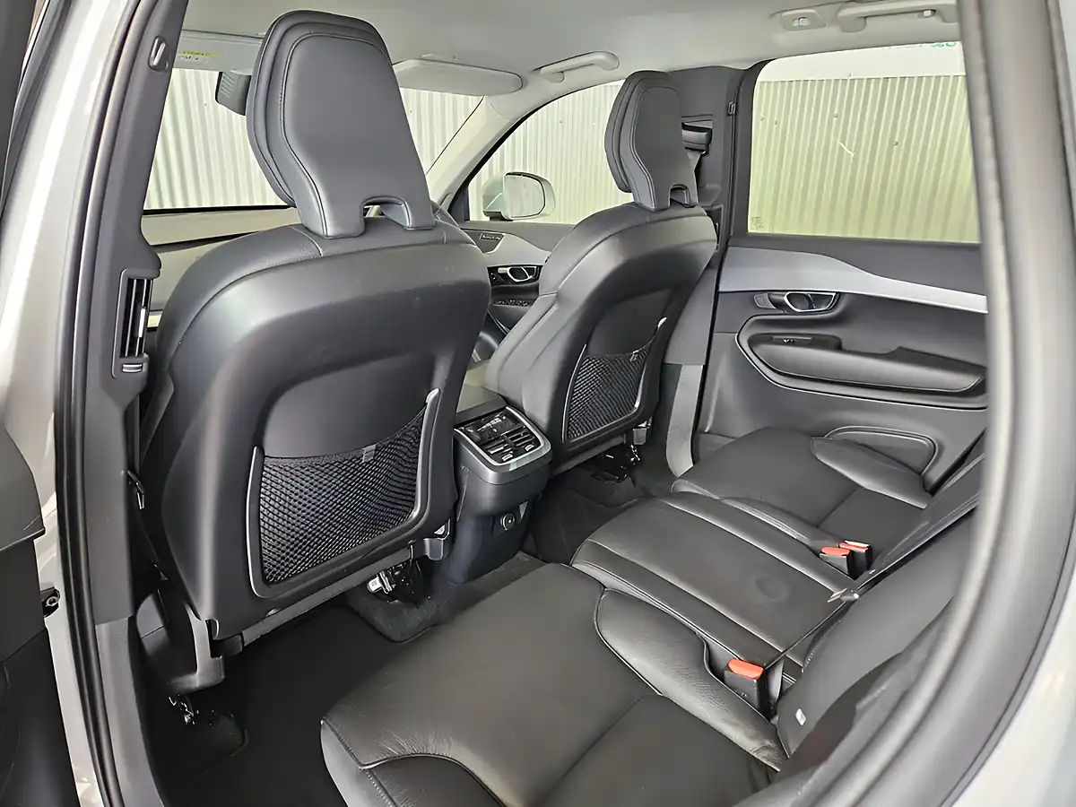 Used 2023 Volvo XC90 Core Silver Dawn - Interior and Exterior details 15