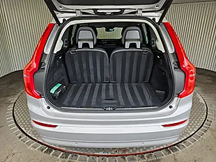 Used 2023 Volvo XC90 Core Silver Dawn - Interior and Exterior details 4