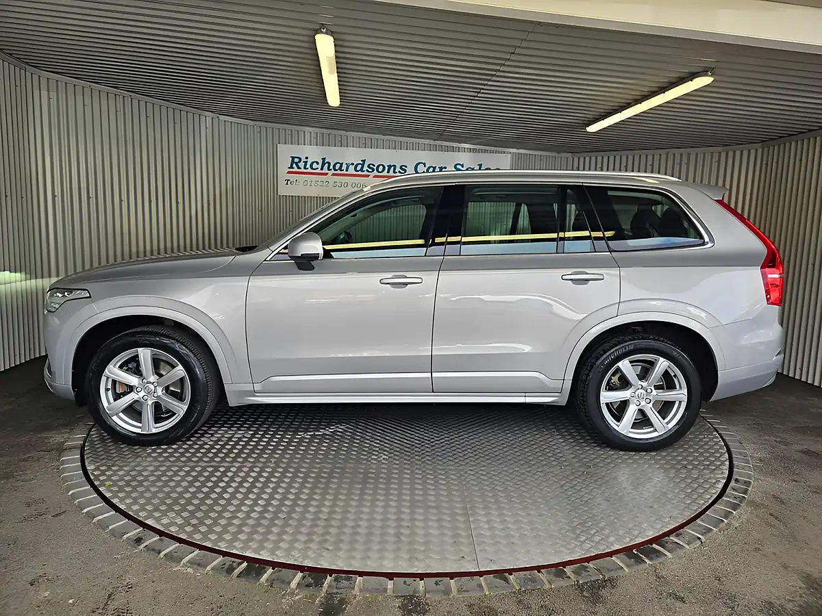 Used 2023 Volvo XC90 Core Silver Dawn - Interior and Exterior details 7
