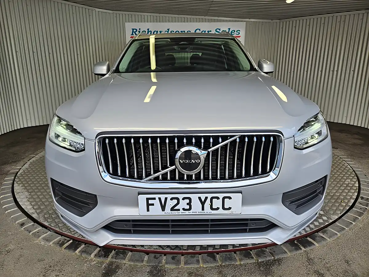 Used 2023 Volvo XC90 Core Silver Dawn - Interior and Exterior details 9