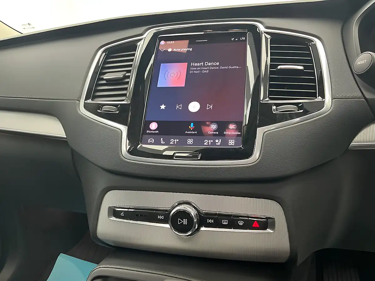 Used 2023 Volvo XC90 Plus Black - Interior and Exterior details 13
