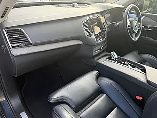 Used 2023 Volvo XC90 Ultimate Dark Edition Denim Blue Metallic - Interior and Exterior details 16