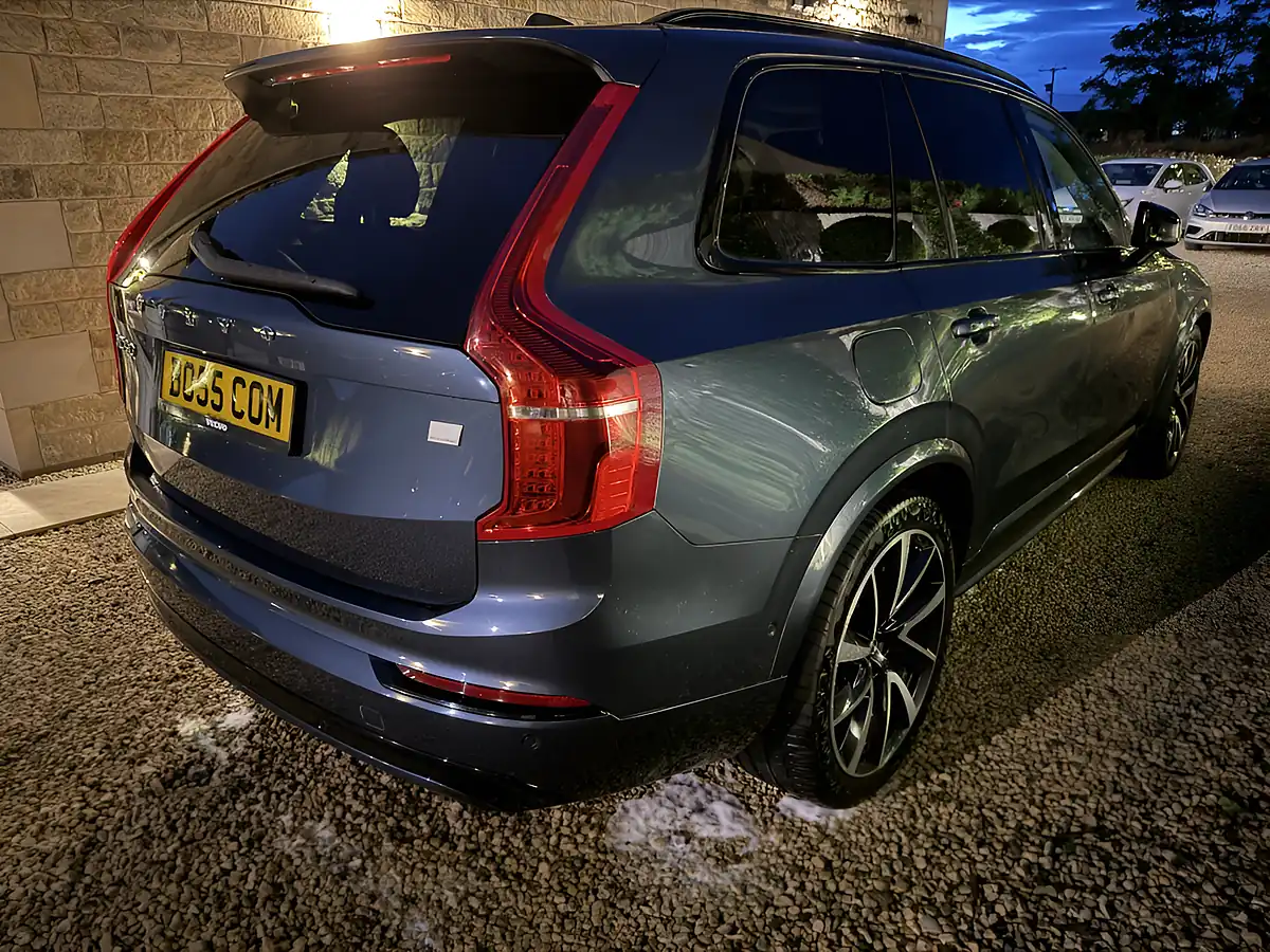 Used 2023 Volvo XC90 Ultimate Dark Edition Denim Blue Metallic - Interior and Exterior details 4
