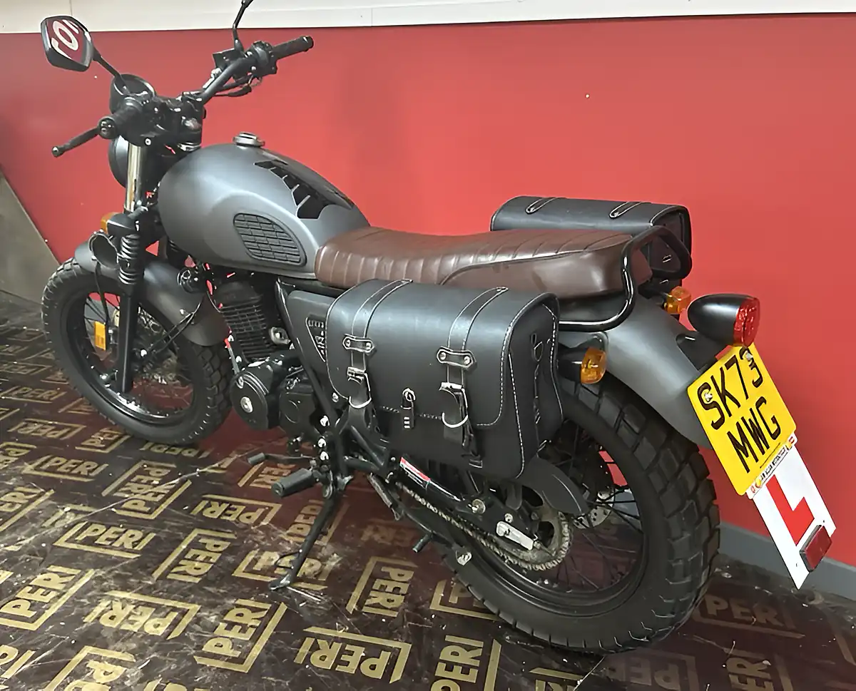 Used 2023 Wk Bikes Scrambler 125 Grey - Interior and Exterior details 8