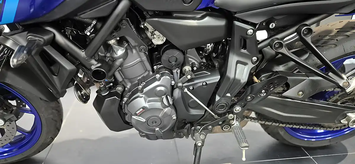 Used 2023 Yamaha MT-07 Abs Blue - Interior and Exterior details 12