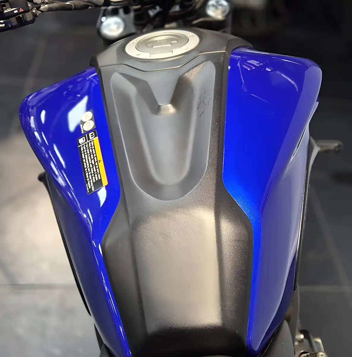 Used 2023 Yamaha MT-07 Abs Blue - Interior and Exterior details 14