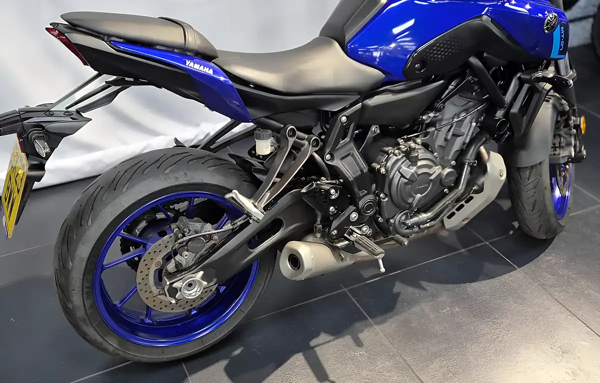 Used 2023 Yamaha MT-07 Abs Blue - Interior and Exterior details 3