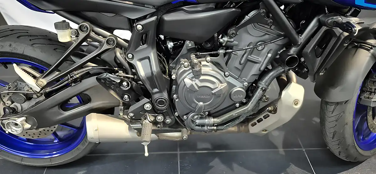 Used 2023 Yamaha MT-07 Abs Blue - Interior and Exterior details 4