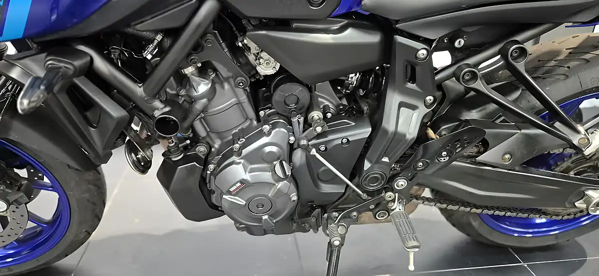 Used 2023 Yamaha MT-07 Abs Blue - Interior and Exterior details 12