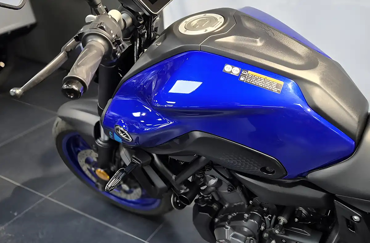 Used 2023 Yamaha MT-07 Abs Blue - Interior and Exterior details 9