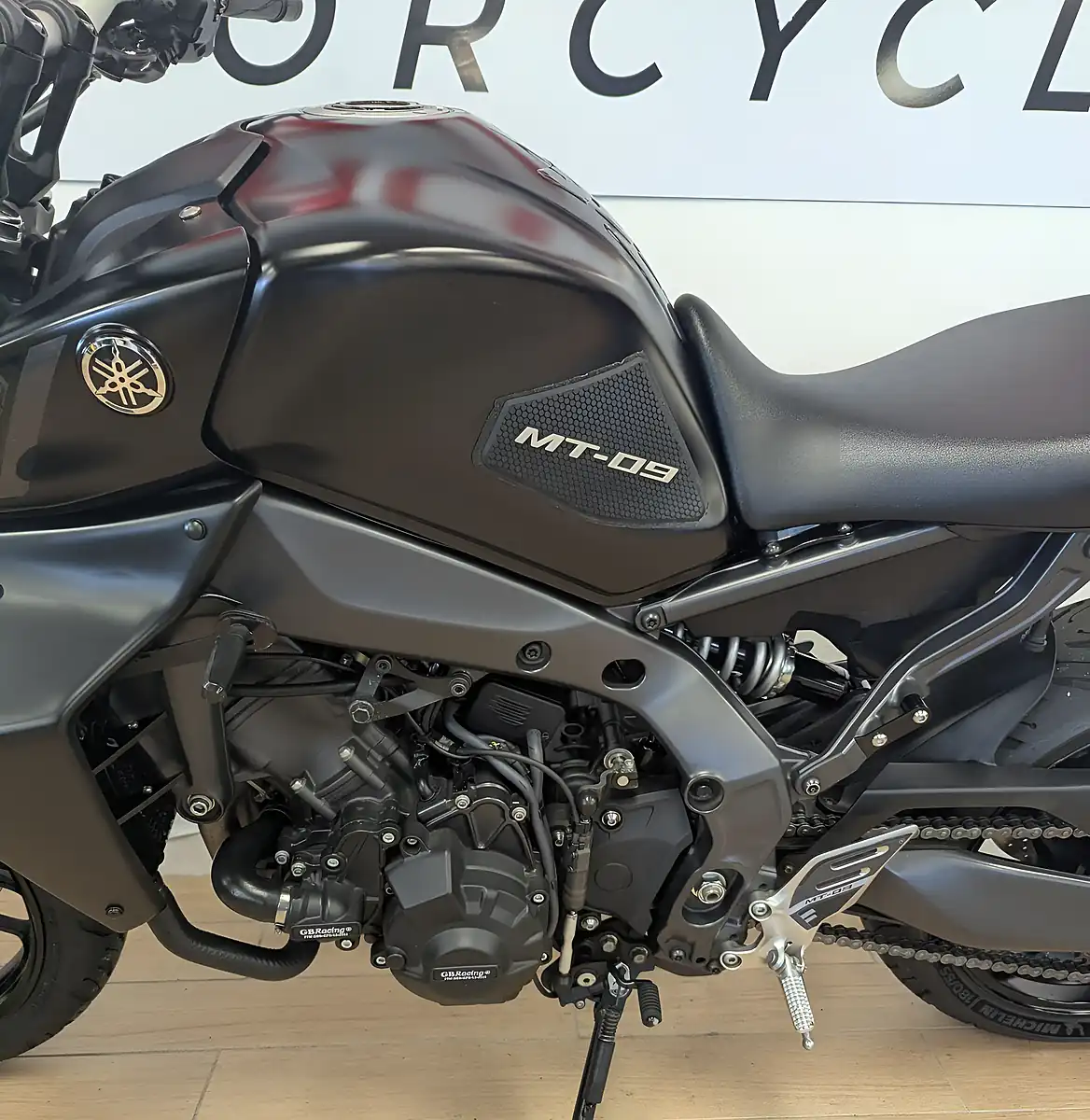 Used 2023 Yamaha MT-09 Hyper-Naked Black - Interior and Exterior details 19