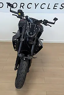 Used 2023 Yamaha MT-09 Hyper-Naked Black - Interior and Exterior details 3