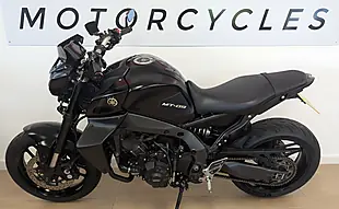 Used 2023 Yamaha MT-09 Hyper-Naked Black - Interior and Exterior details 4