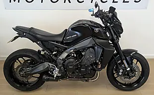 Used 2023 Yamaha MT-09 Hyper-Naked Black - Interior and Exterior details 5