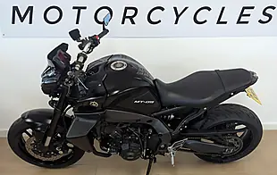 Used 2023 Yamaha MT-09 Hyper-Naked Black - Interior and Exterior details 9