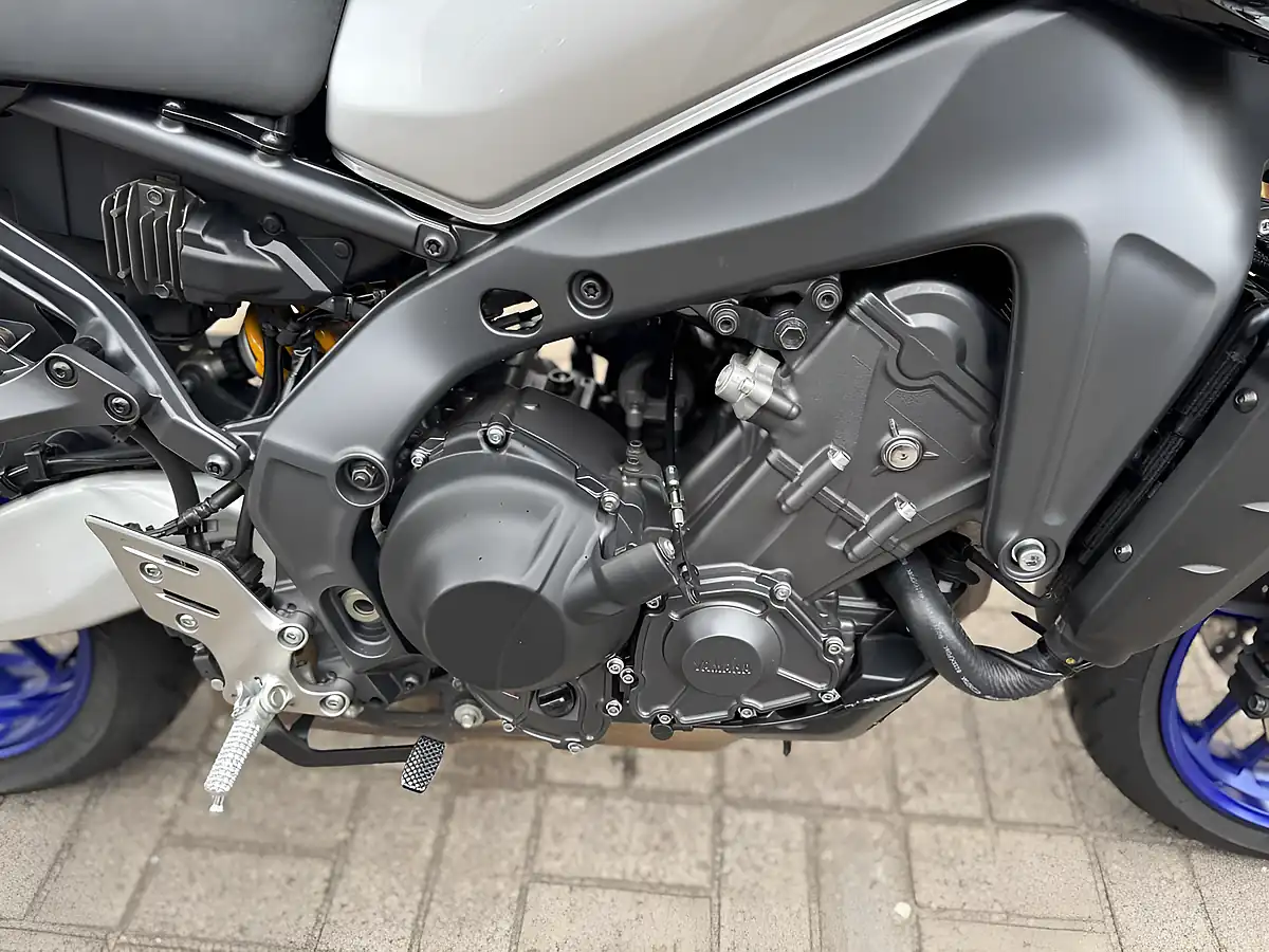 Used 2023 Yamaha MT-09 Sp Black - Interior and Exterior details 15