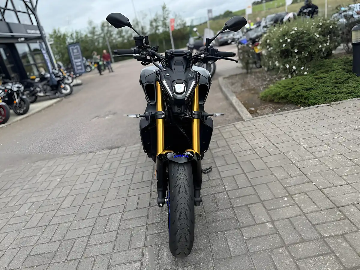 Used 2023 Yamaha MT-09 Sp Black - Interior and Exterior details 4