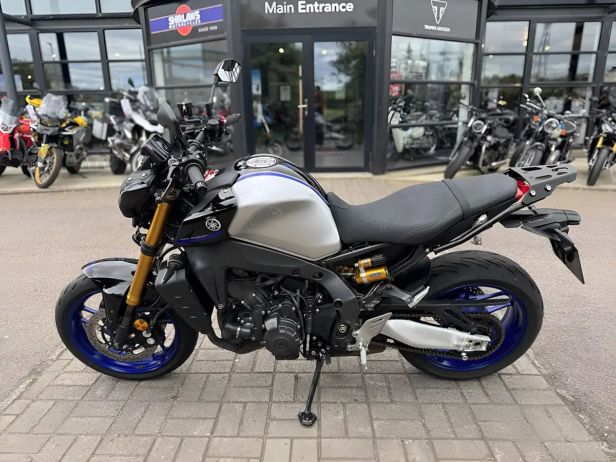 Used 2023 Yamaha MT-09 Sp Black - Interior and Exterior details 6