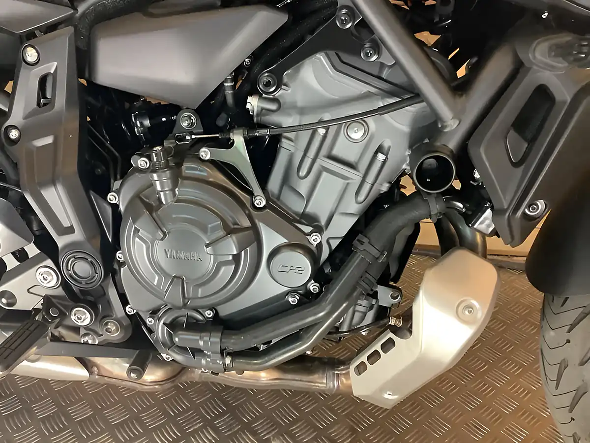 Used 2023 Yamaha Mt Hyper-Naked Grey - Interior and Exterior details 15